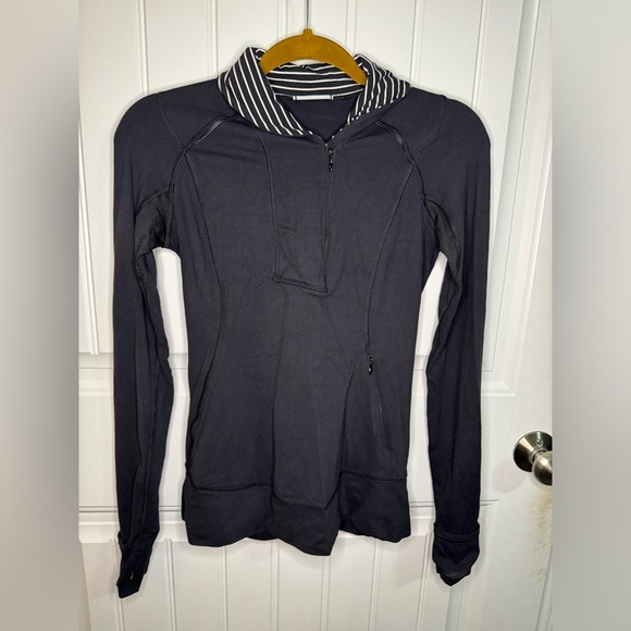 Lululemon Think Fast Half Zip Pullover Black / Parallel Stripe Black White - Picture 2 of 6